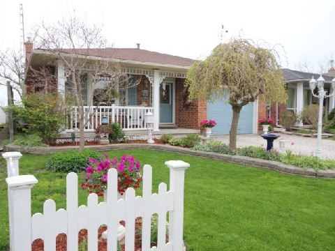 31 Rollins Dr, Welland, L3C6Z8 | Image 2