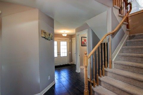 263 Empress Ave, Welland, L3B0A5 | Image 2