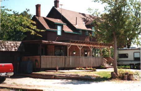Listing Image 0