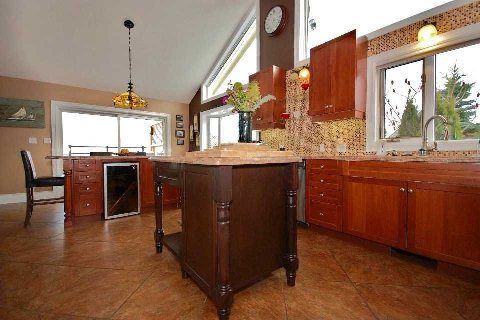 151 Peller Crt, Kawartha Lakes, K0M 1A0 | Image 3