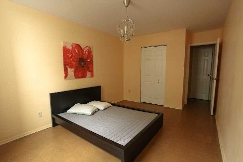 303 - 359 Geneva St, St. Catharines, L2N2G5 | Image 2