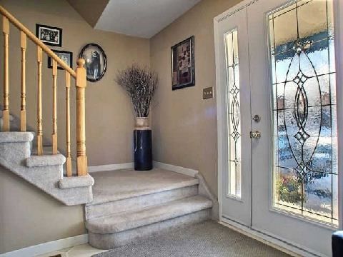 2515 Farmcrest Ave, Peterborough, K9L1R8 | Image 2