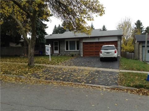 3 Oren Blvd, Barrie, L4N 4T3 | Image 2