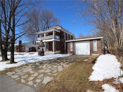 4 Strathcona St, Smiths Falls -  image-0-3