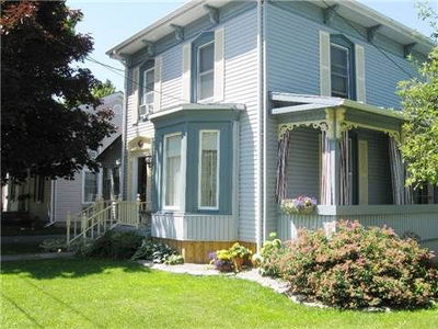 Detached House sold at 28 West Street, Prince Edward County, Wellington, K0K 3L0 - MLS: X3169854