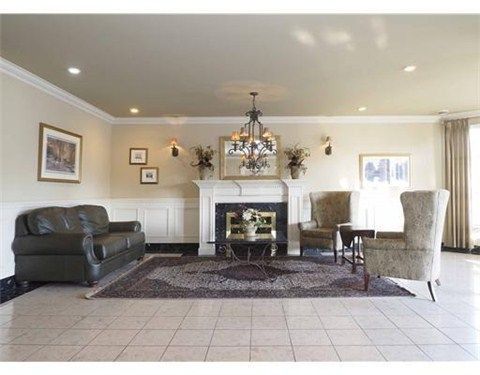 608 - 255 Keats Way, Waterloo, N2L6N6 | Image 2