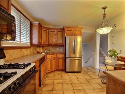 207 Montmorency Dr, Hamilton, L8K5H3 | Image 3