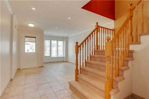 189 Shadow Wood Crt, Waterloo, N2K 3W4 | Image 3