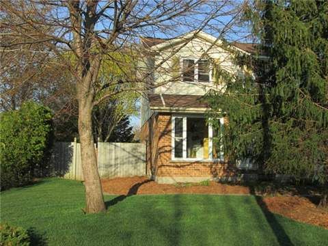 122 Foxhunt Rd, Waterloo, N2K3N1 | Image 2