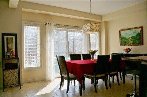 704 Robert Ferrie Dr, Kitchener, N2R0B2 | Image 3