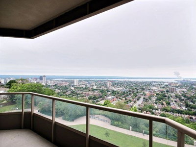Condo sold at 6W-174 Mountain Park Avenue, Hamilton, Ontario, L8V1A1 - Eastmount - MLS: X3253007