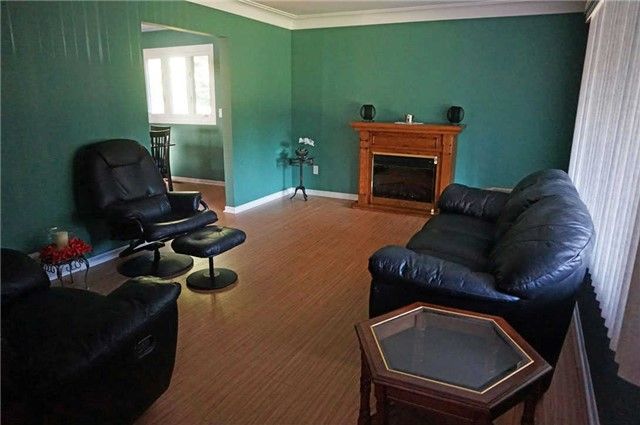 Room1