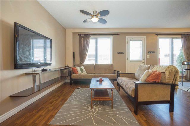 11 Silver Maple Cres, Barrie, L4N0Y4 | Image 2