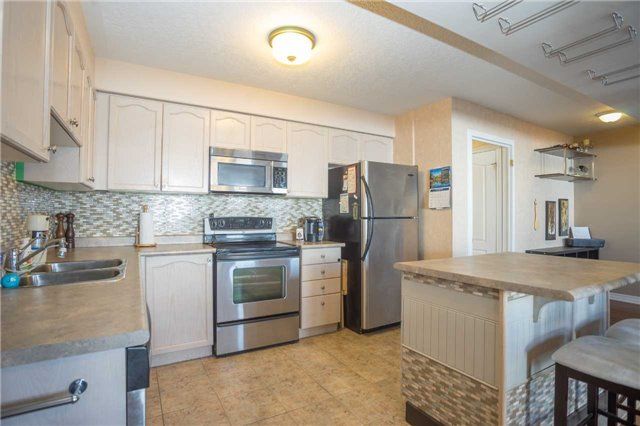 11 Silver Maple Cres, Barrie, L4N0Y4 | Image 3