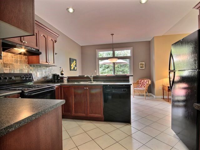 102 Highland Dr, Oro-Medonte, L0L2L0 | Image 3
