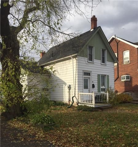 27 Victoria St, Barrie, L4N 2H5 | Image 2