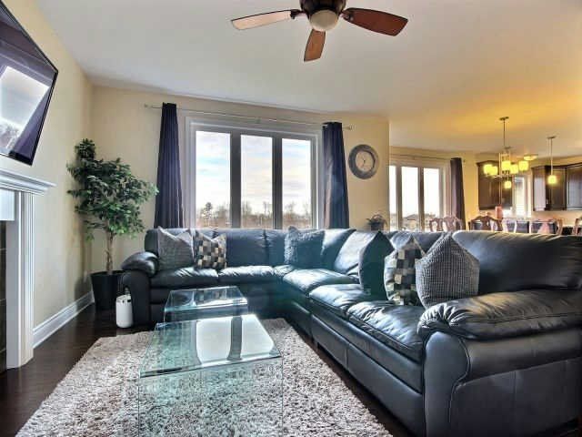 221 Santiago St, Carleton Place, K7C0C7 | Image 2