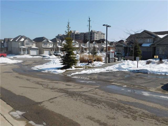 A4 - 795 Laurelwood Dr, Waterloo, M2V0A3 | Image 3