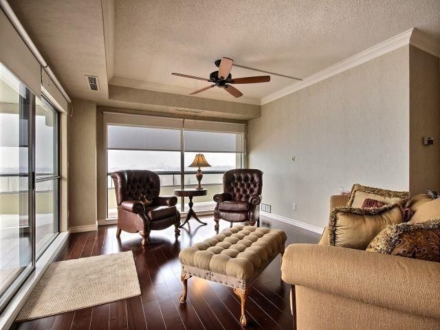 Room2