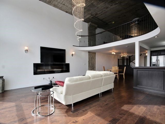 Room1