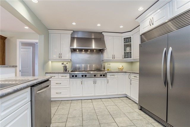 112 Lakeshore Rd W, Oro-Medonte, L0L 2E0 | Image 3