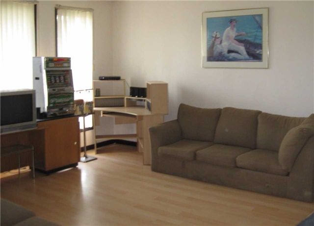 6015 Church's Lane, Niagara Falls, L2J 1Y9 | Image 3