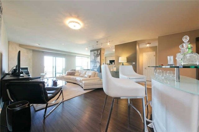 Room1