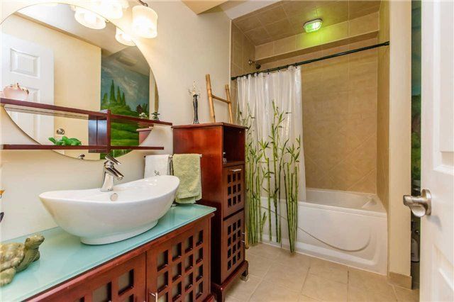 204 Proclamation Dr, Barrie, L4N0Y9 | Image 3