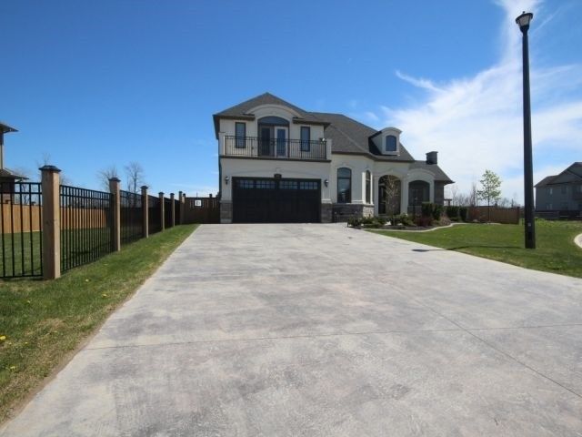 60 Mackenzie King Ave, St. Catharines, L2P0E1 | Image 3