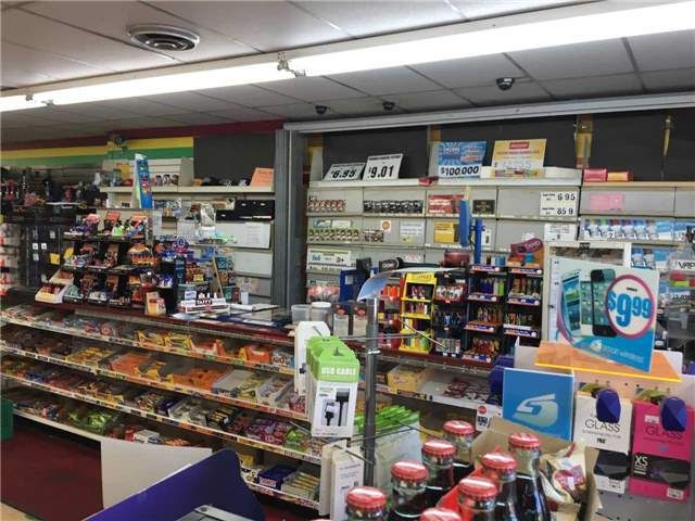 434 Lake St, St. Catharines, L2N 4H4 | Image 2