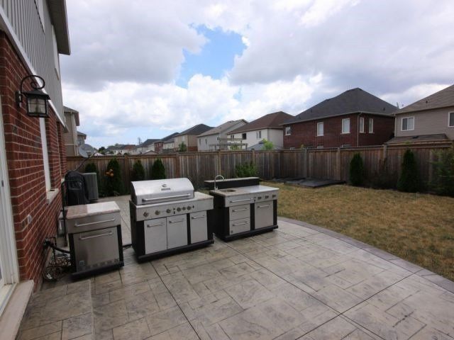 63 Fowler Dr, Hamilton, L0R1C0 | Image 2