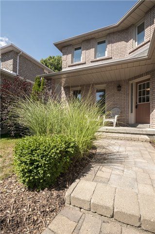 97 Bishop Dr, Barrie, L4N 7P4 | Image 2