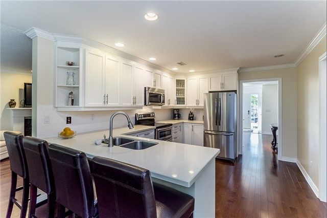 14 Alana Dr, Springwater, L4N 7K9 | Image 3