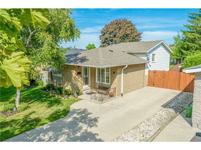 48 Arbutus Cres, Hamilton, L8J 1M8 | Image 3