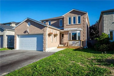 Detached House sold at 36 Blair Crescent, Barrie, Ontario, L4M5Y6 - Grove East - MLS: X3610325