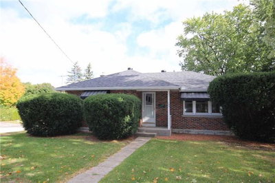 Detached House sold at 133 Cook Street, Barrie, Ontario, L4M4G8 - Codrington - MLS: X3630543