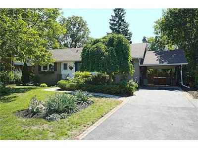 Detached House leased at 30 Dale Avenue, Hamilton, Ontario, L8G 3L9 - Stoney Creek - MLS: X3634316