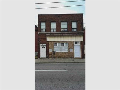 Semi-Detached House sold at 52 Barton Street, Hamilton, Ontario, L8L2V8 - Beasley - MLS: X3653534