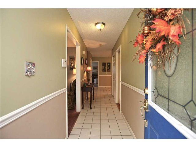 721 Acadia Dr, Hamilton, L8W 3V2 | Image 2