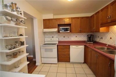 Unit 26 — 610 Barton St, Hamilton - Stoney Creek image-0-4