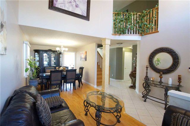 48 Nashville Circ, Hamilton, L8G5H2 | Image 3