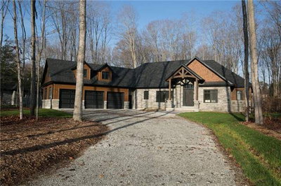Detached House sold at 29 Gallagher Crescent, Springwater, Ontario, L9X 0K1 - Midhurst - MLS: X3672618