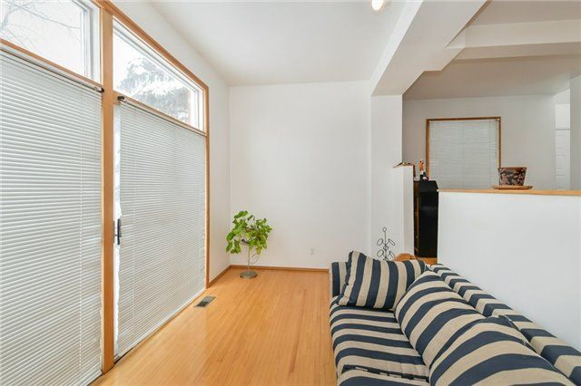 520 Mill Park Dr, Kitchener, N2P 1Z8 | Image 3