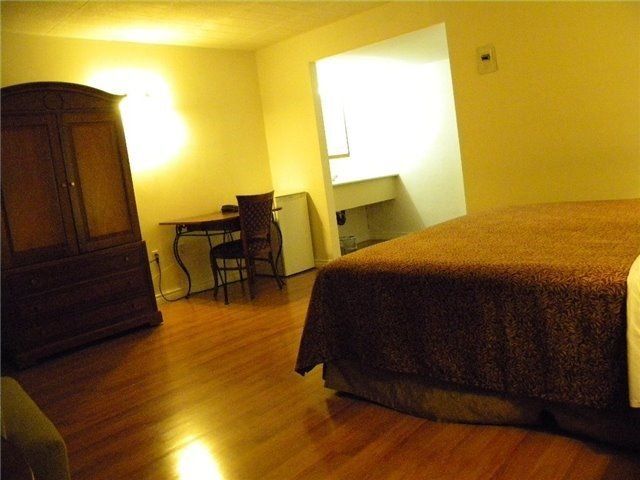 5958 Fallsview Blvd, Niagara Falls, L2G3V5 | Image 3