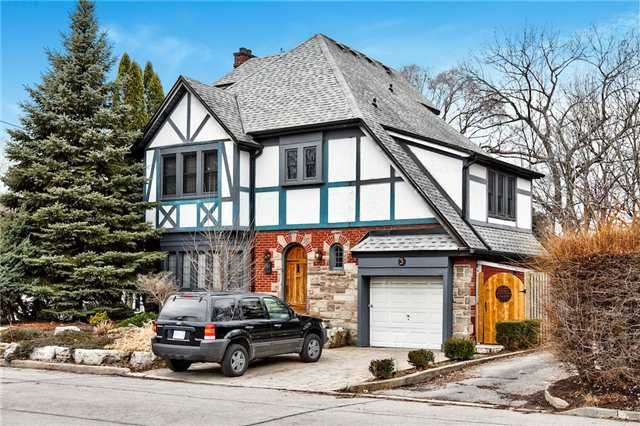 3 Oakwood Pl, Hamilton, L8S 4C9 | Image 3