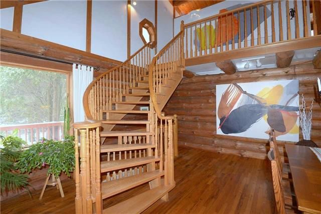 1112 Safari Rd, Hamilton, L8B 1A4 | Image 2