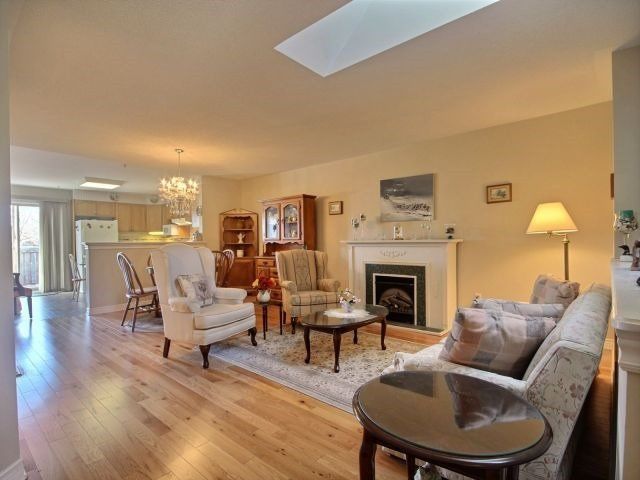 14 - 165 Main St E, Grimsby, L3M2Y3 | Image 3