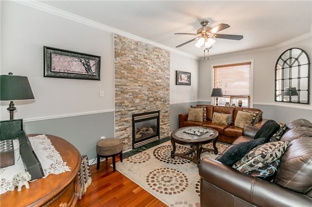 28 Hawkins Dr, Barrie, L4N0A6 | Image 3