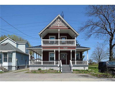 Detached House sold at 869 Beach Boulevard, Hamilton, Ontario, L8H 6Z5 - Hamilton Beach - MLS: X3725339