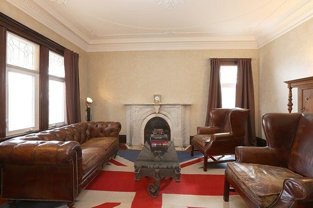 Room2